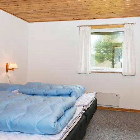 4 Person Holiday In R M Ferienhaus *